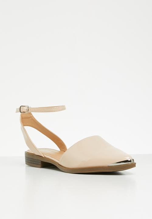 Superbalist - Zoe ankle strap pump - neutral