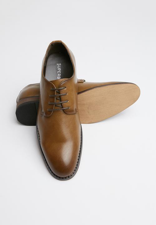 Superbalist - Daniel derby - tan