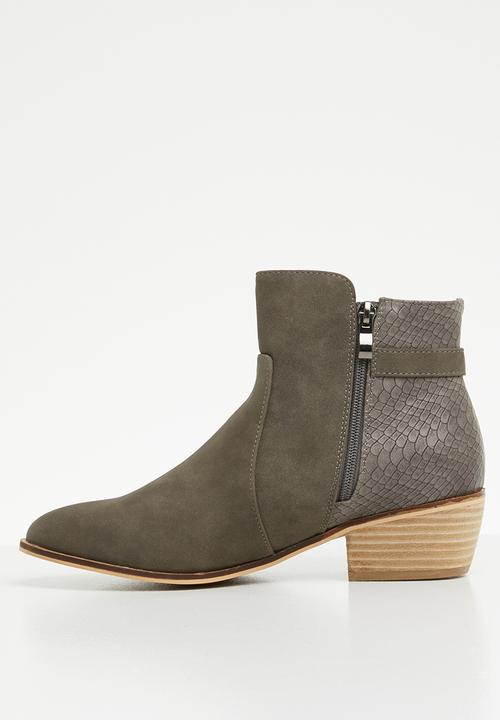 Miss Black - Keynia boot - grey