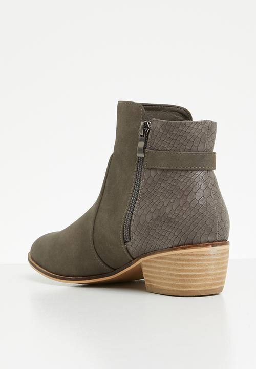 Miss Black - Keynia boot - grey