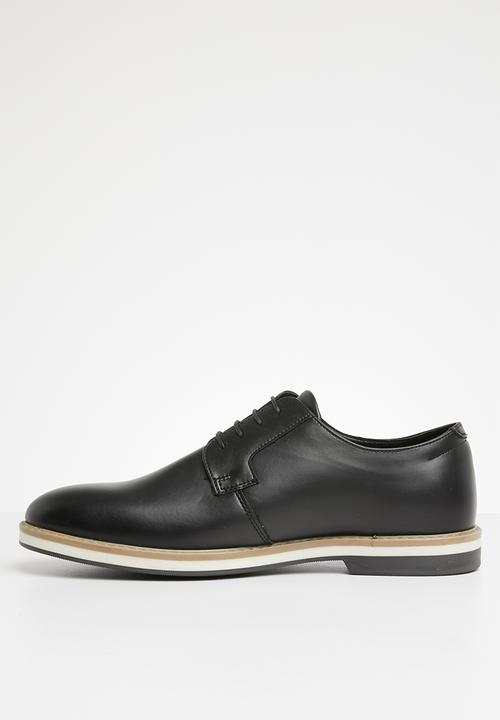 Superbalist - Pete derby - black