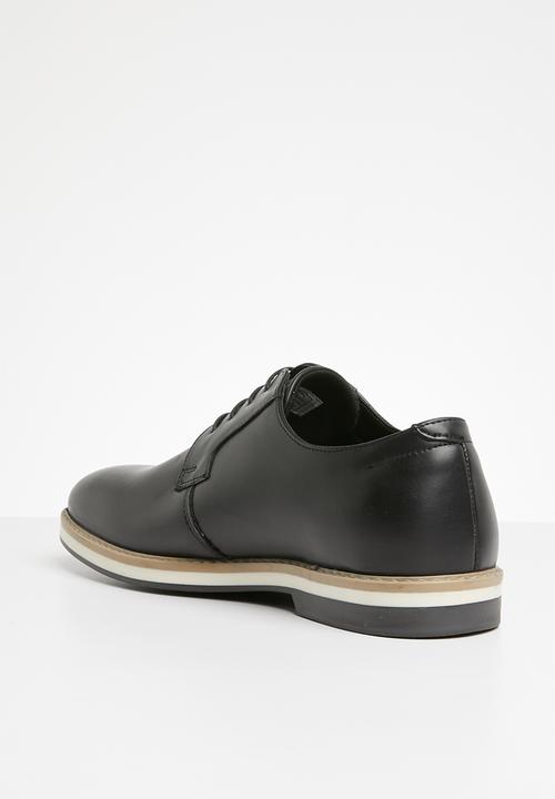 Superbalist - Pete derby - black