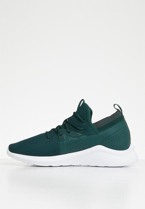 PUMA - Emergence - Ponderosa pine-Puma white