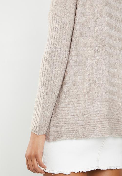 Superbalist - Soft touch turtle neck knit - brown 