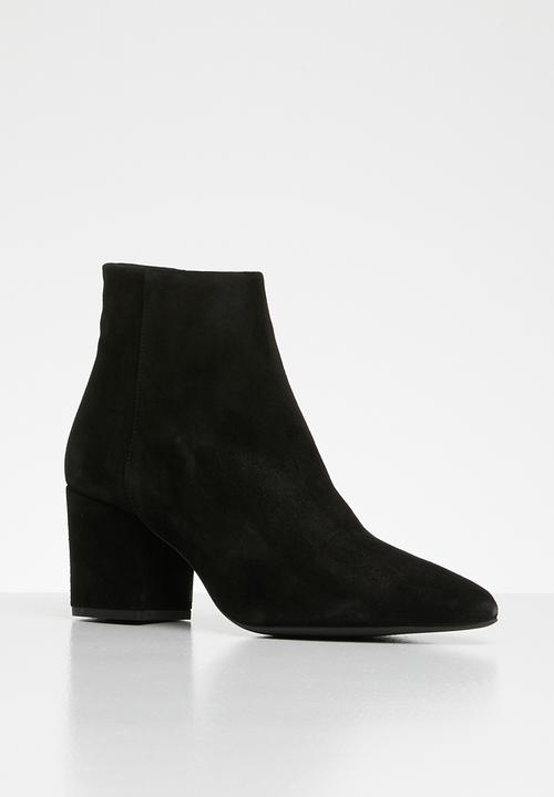 Vero Moda - Astrid suede boot - black