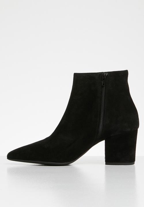 Vero Moda - Astrid suede boot - black