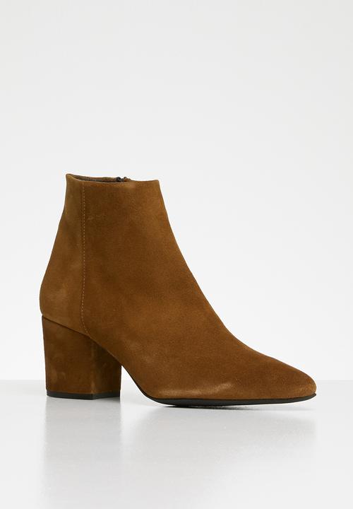 Vero Moda - Astrid suede boot - tan