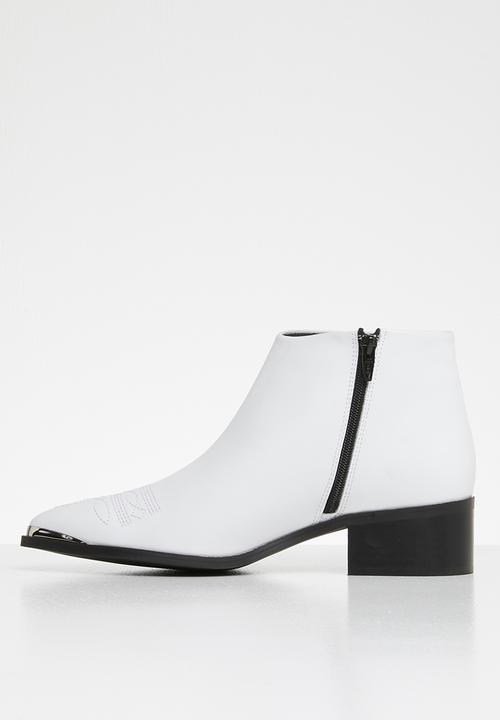 Vero Moda - Bella leather boot - white