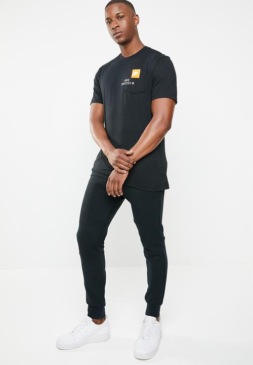 Nike - NSW tee story - black