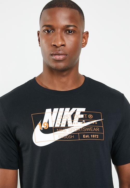 Nike - NSW tee story - black