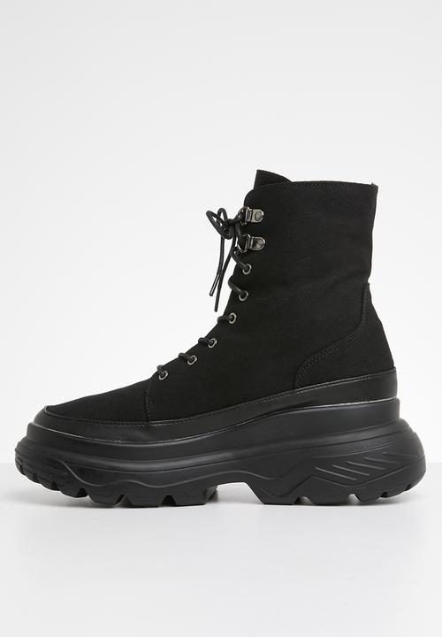 Missguided - Extreme sole canvas hiking boot - black