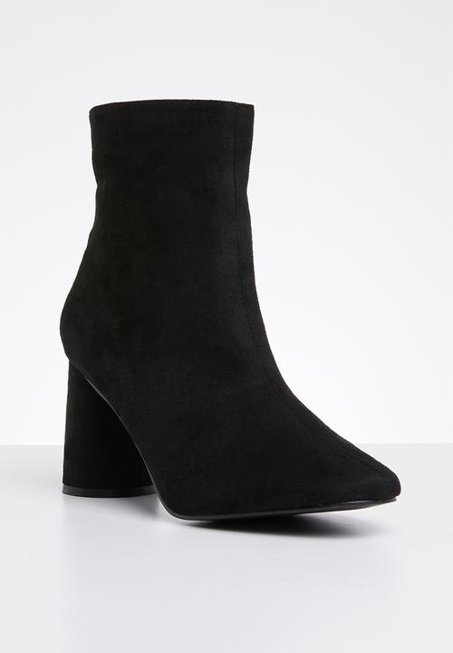 Public Desire - Bronte round block heel ankle boot - black