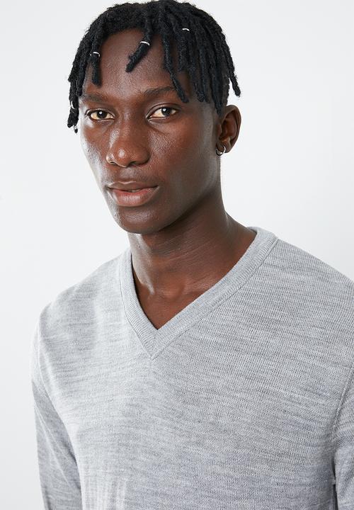 Superbalist - Basic V-neck slim fit knit - grey 