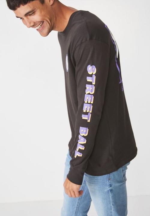 Cotton On - Street ball long sleeve tbar tee - multi