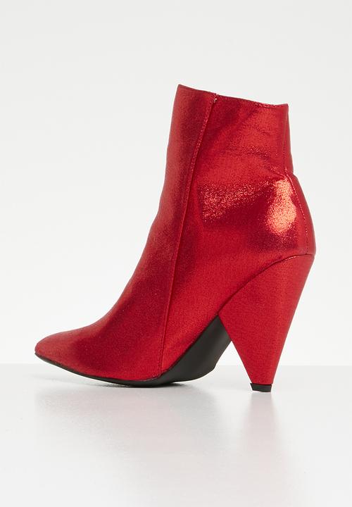 Footwork - Darinka ankle boot - red