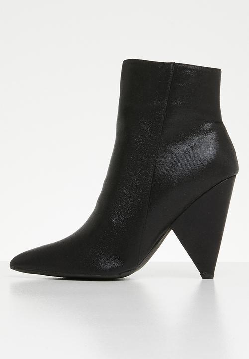 Footwork - Darinka ankle boot - black