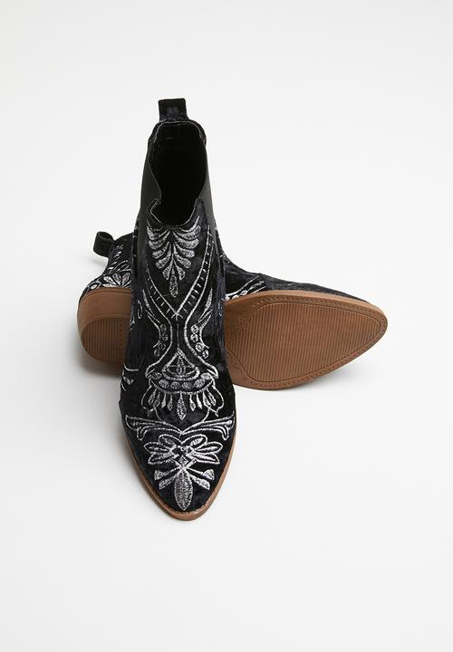 Jada - Cowboy ankle boot - black