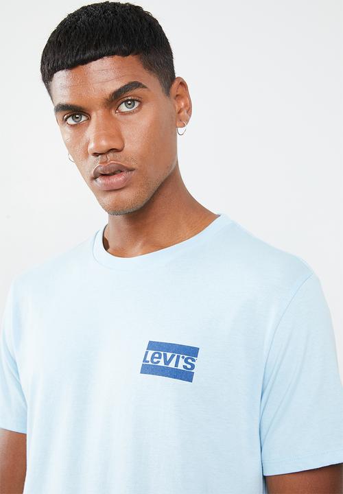 Levi’s® - Sportswear logo graphic SSNL tee - blue