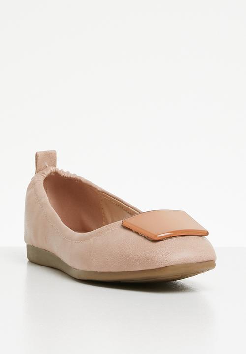 Butterfly Feet - Selby pump - dirty pink