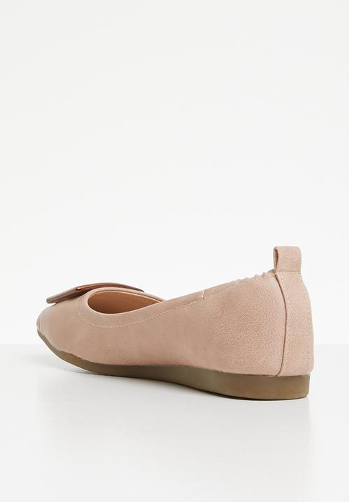Butterfly Feet - Selby pump - dirty pink