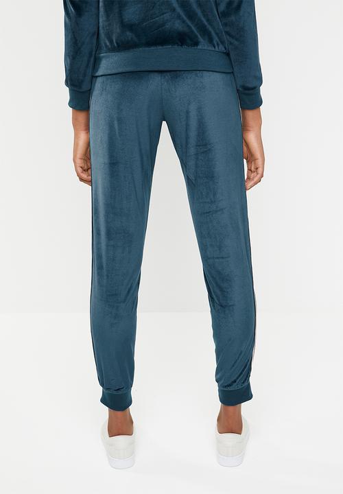 Brave Soul - Velour joggers with side tape - navy