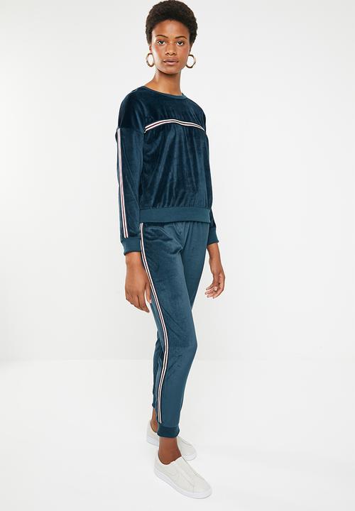 Brave Soul - Velour joggers with side tape - navy