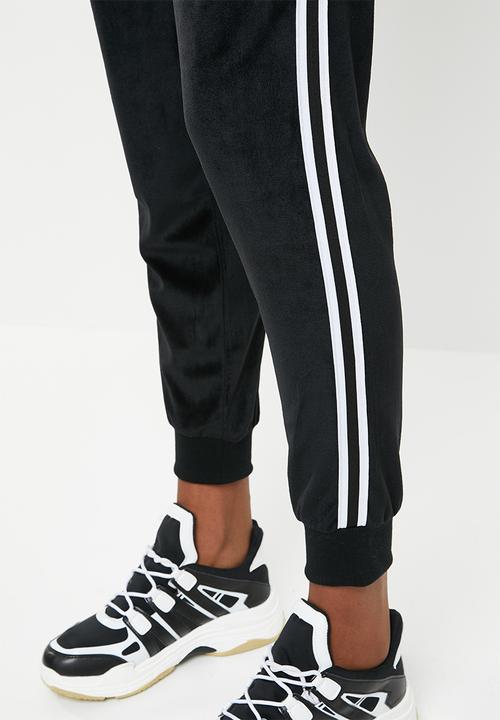 Brave Soul - Velour joggers with side tape - black