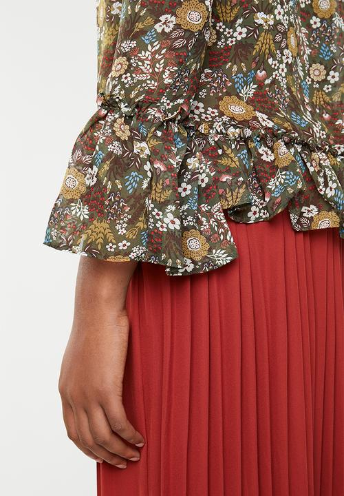 Brave Soul - Floral blouse with ruffle hem - green