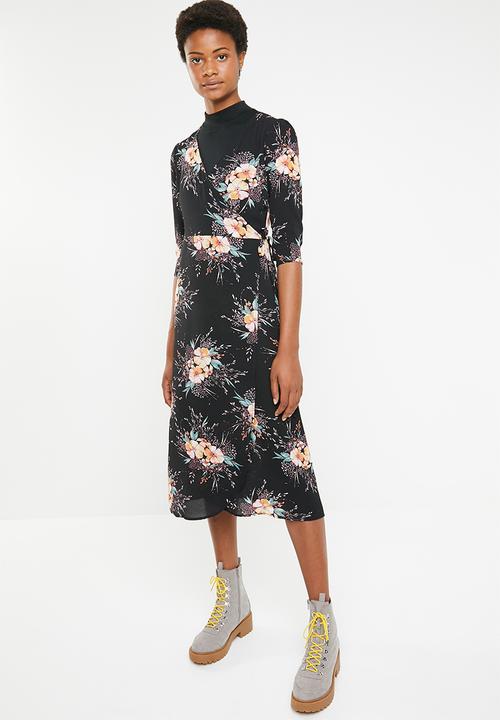 Brave Soul - 3/4 Sleeve faux wrap floral maxi - black