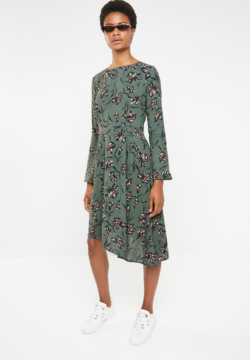 Brave Soul - Asymmetric floral dress with bell sleeves - green