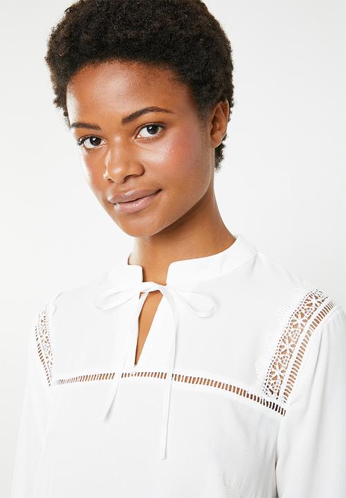 Brave Soul - long sleeve blouse with back cut out lace detail - white