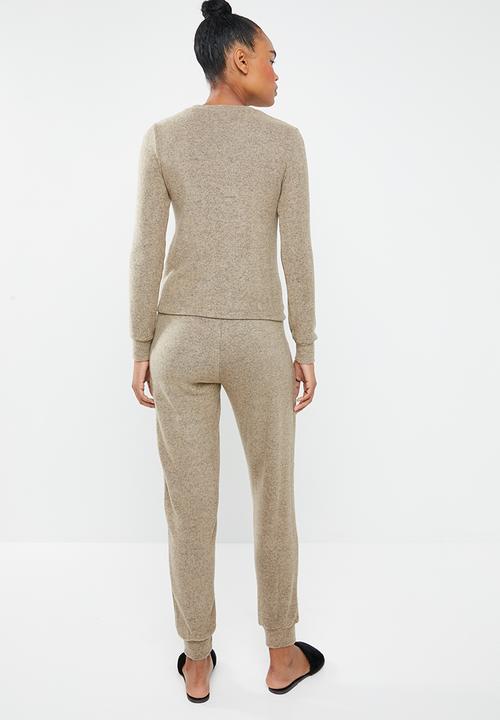 Superbalist - Soft feel sleep set - brown