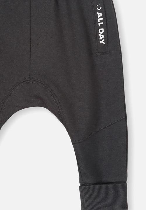 Cotton On - Shelby slouch trackpant - black