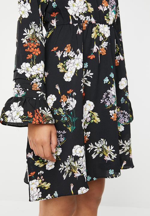 Brave Soul - Long sleeve pleat and ruffle floral dress - black