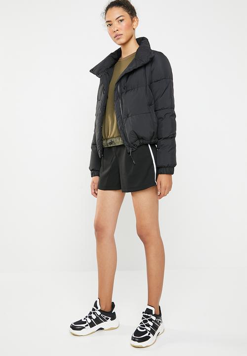 Superbalist - Soft structured short - black