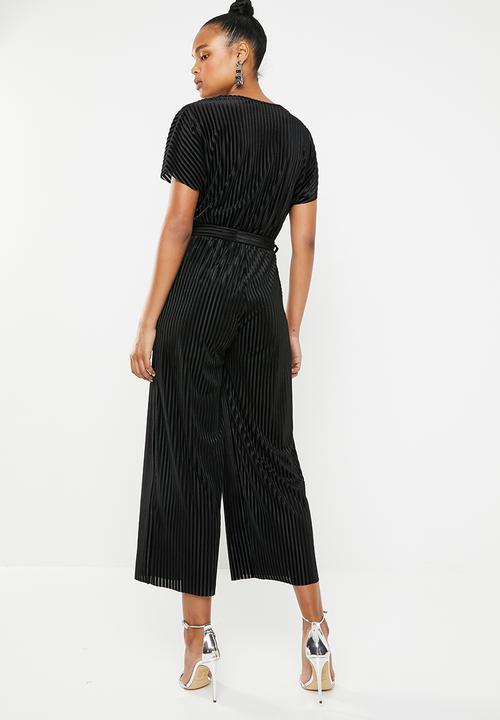 Superbalist - Velour v-neck jumpsuit - black