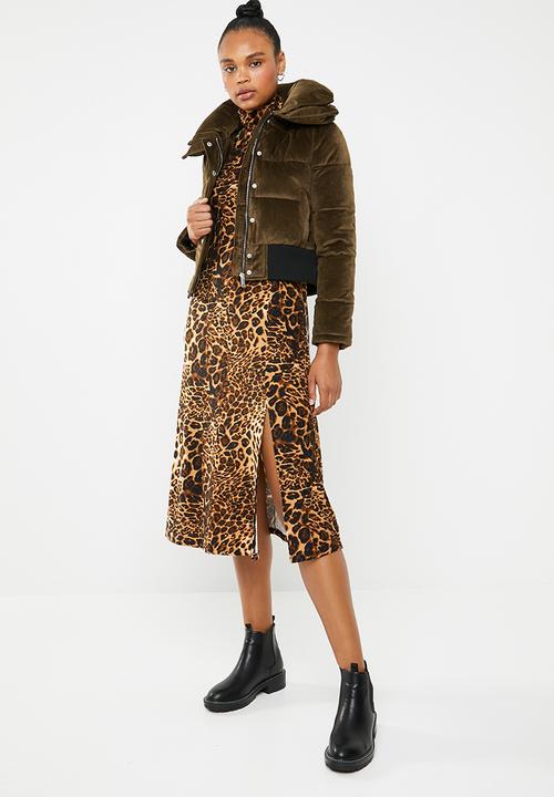 Missguided - Velvet cropped padded coat - tan