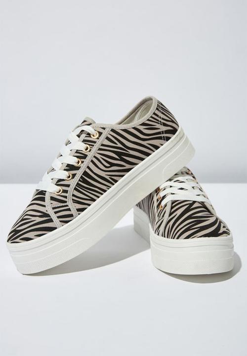 Cotton On - Canvas platform zebra print sneaker - beige & black
