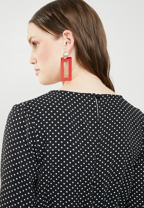 Brave Soul - Contrast print dress with tie waist - black