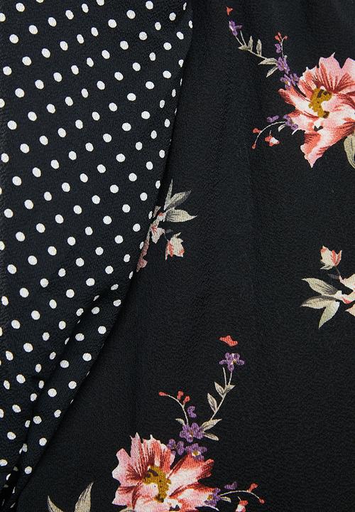 Brave Soul - Contrast print dress with tie waist - black