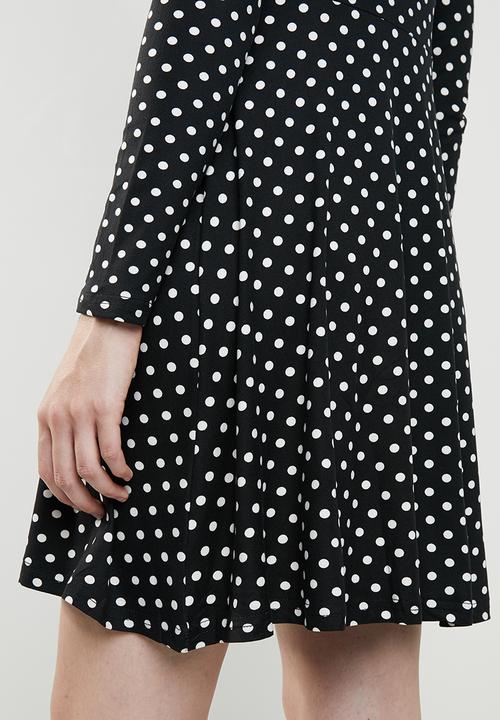 Brave Soul - Long sleeve v neck polka dot dress - black