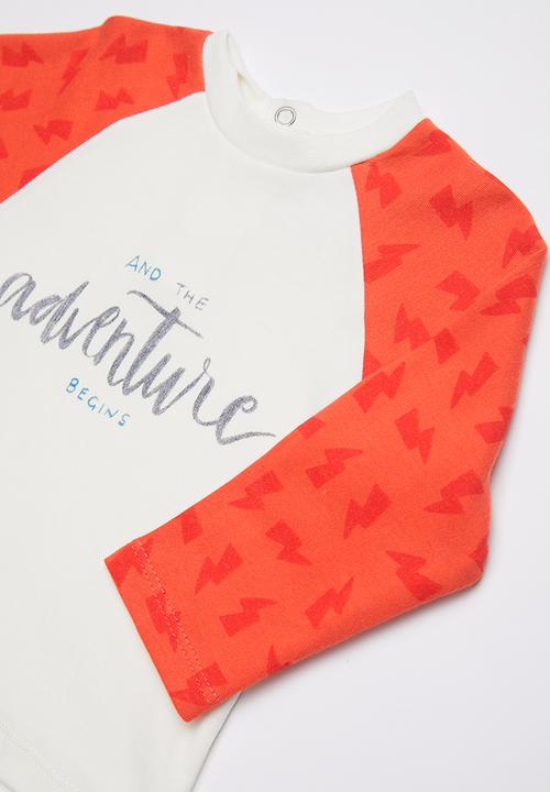 Baby Corner - Adventure printed pyjama set - red & white