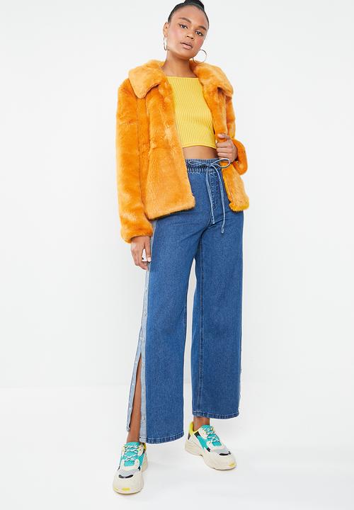 Missguided - Faux fur collar crop coat - yellow