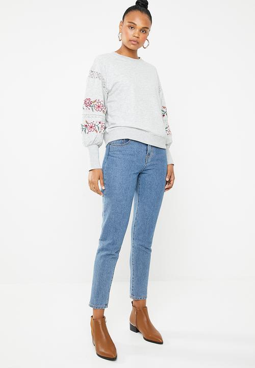 ONLY - Lisa embroidered balloon sleeve sweater - grey