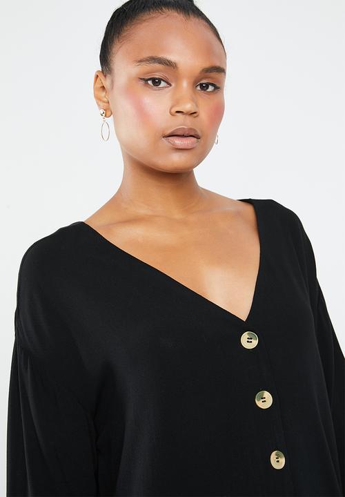 Superbalist - V-neck button front blouse - black 