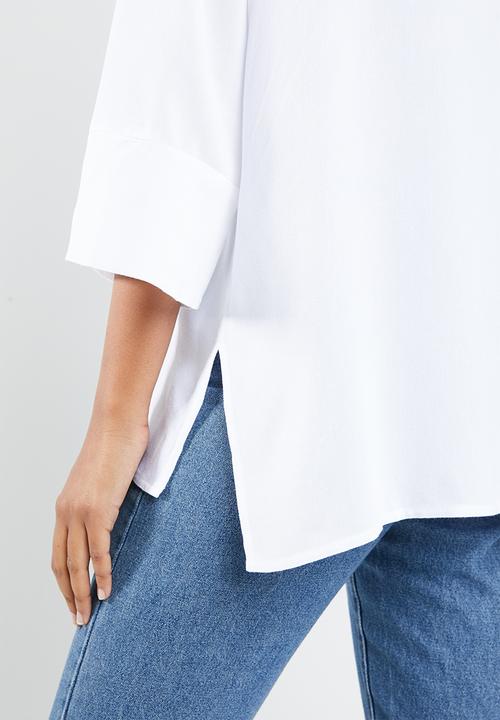 Superbalist - V-neck button front blouse - white