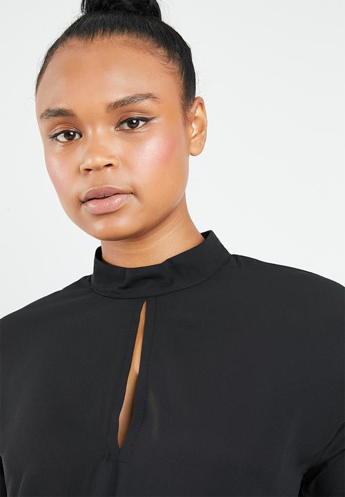 Superbalist - Choker detail blouse - black