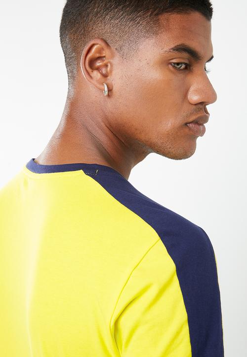 PUMA - Iconic T7 slim fit tee - yellow & navy