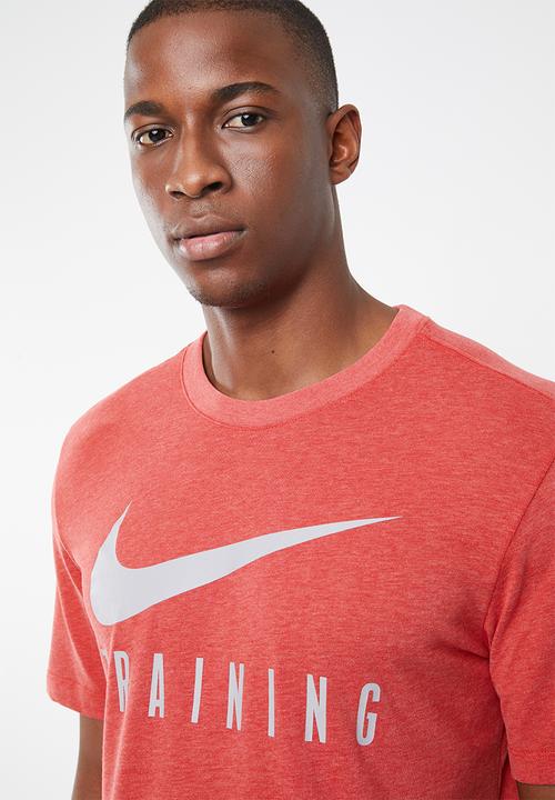Nike - Nike  dry tee nike train - red
