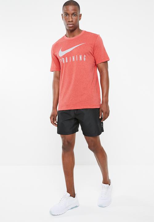 Nike - Nike  dry tee nike train - red